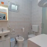 Branko 2081 アパート *