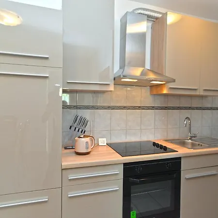 Branko 2081 Apartmán Pula